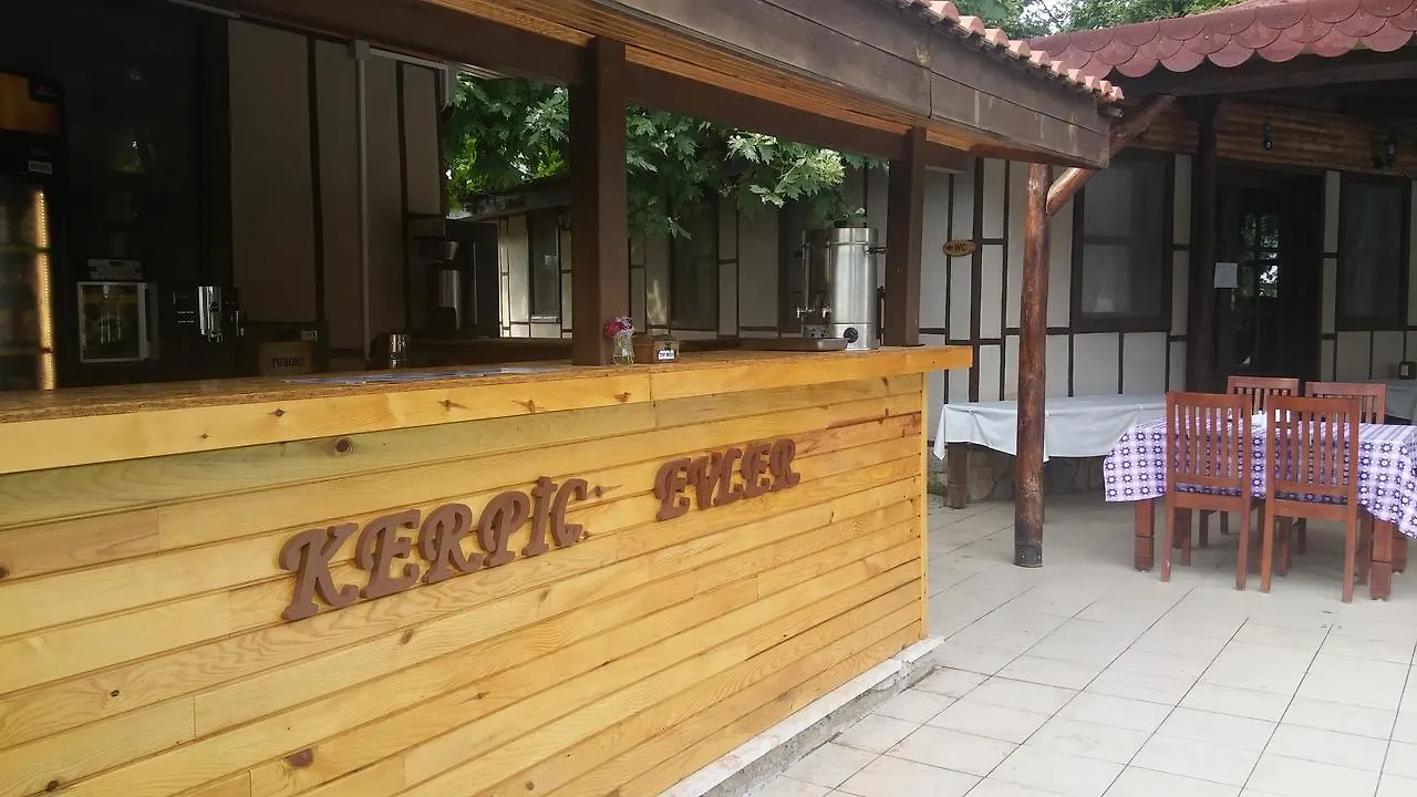 Apartamento Kerpic Evler Yanıklar Habitación en casa particular